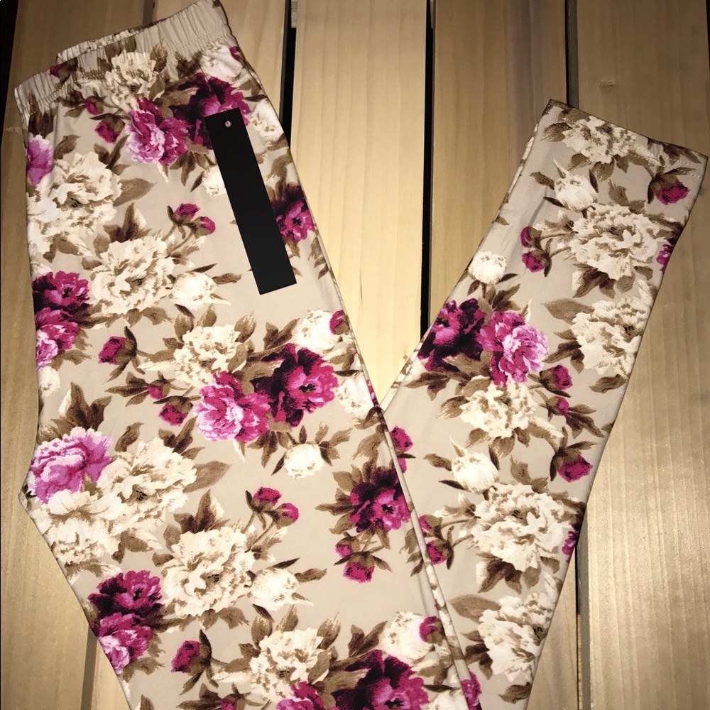 Leggings Floral Taupe One Size Buttery Soft